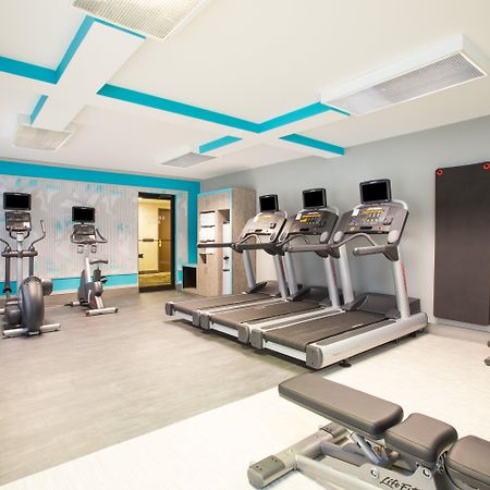 מלון Ramada By Wyndham Cleveland אינדפנדנס מראה חיצוני תמונה