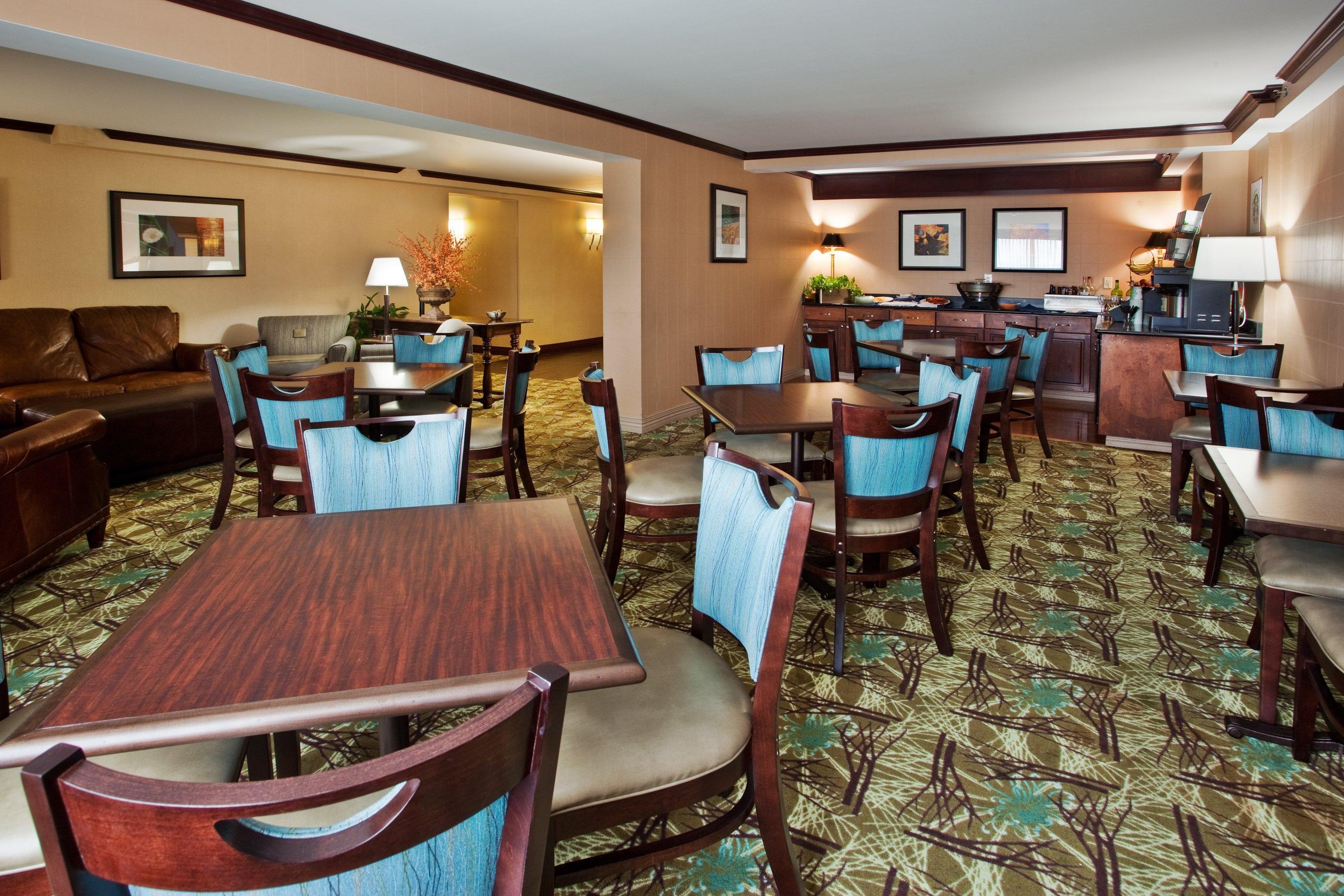מלון Ramada By Wyndham Cleveland אינדפנדנס מראה חיצוני תמונה