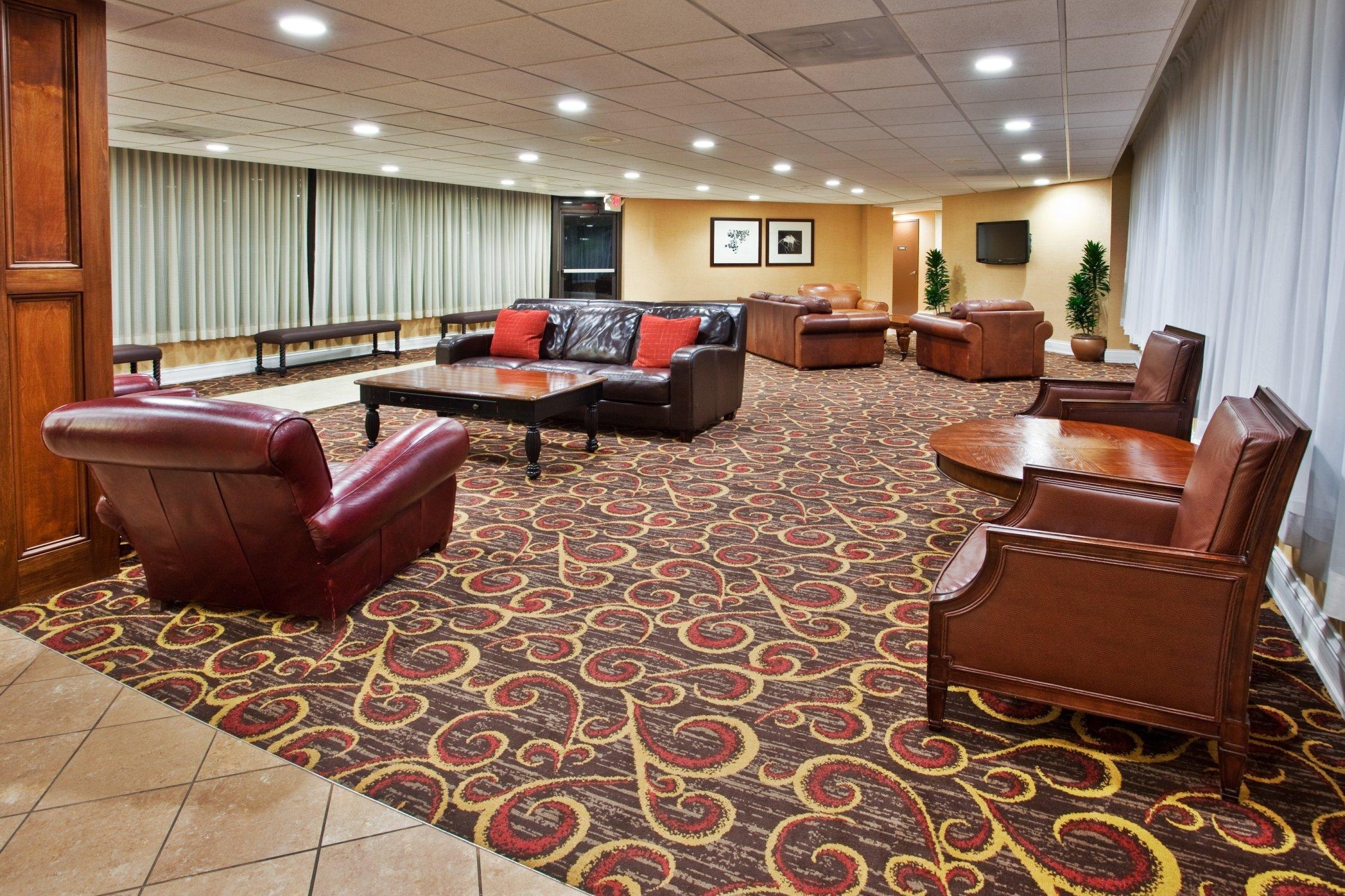 מלון Ramada By Wyndham Cleveland אינדפנדנס מראה חיצוני תמונה